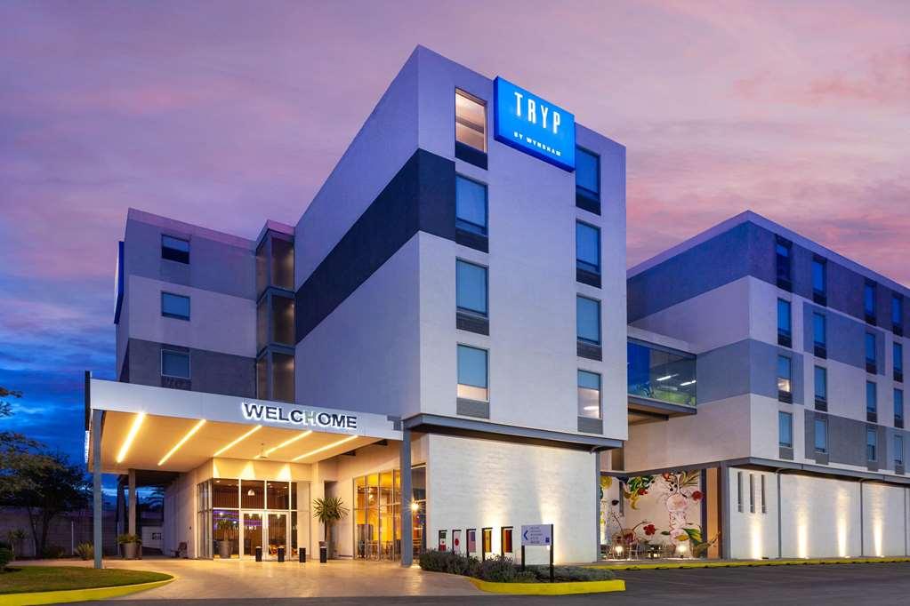 Tryp By Wyndham San Luis Potosi Hotel & Suites Exteriör bild