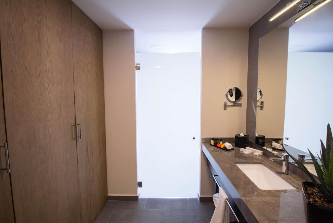 Tryp By Wyndham San Luis Potosi Hotel & Suites Exteriör bild