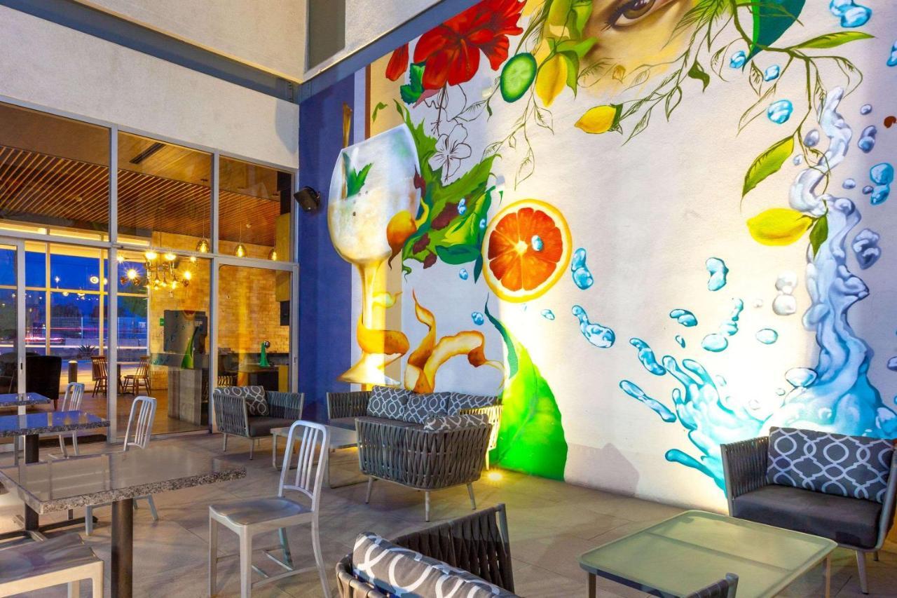 Tryp By Wyndham San Luis Potosi Hotel & Suites Exteriör bild