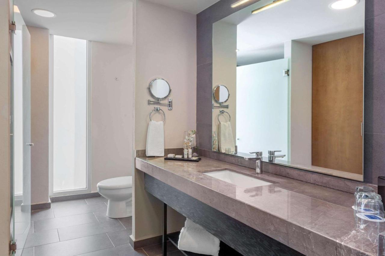 Tryp By Wyndham San Luis Potosi Hotel & Suites Exteriör bild